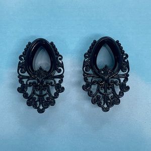 Pair of black Surgical Steel Plugs / Tunnels / Gauges size 0g / 8mm